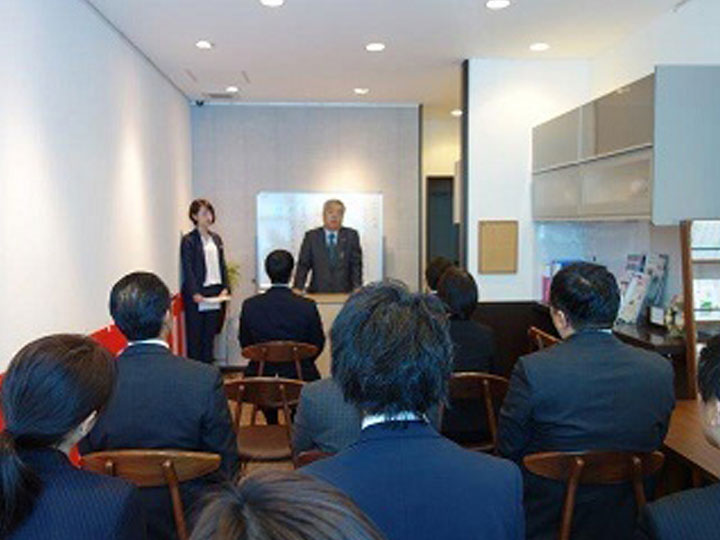 令和3年度入社式の写真